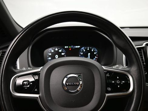 Used 2018 Volvo XC90 T6 Momentum w/ Convenience Package AWD/4WD image 12
