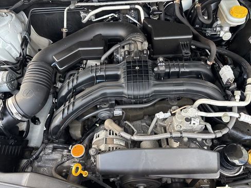 Used 2018 Subaru Crosstrek 2.0i Limited image 35