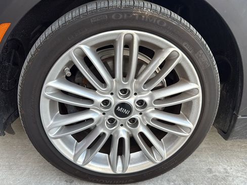 Used 2019 MINI Cooper S w/ Signature Upholstery Package FWD image 23