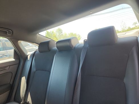 Used 2023 Honda Civic Sport image 25