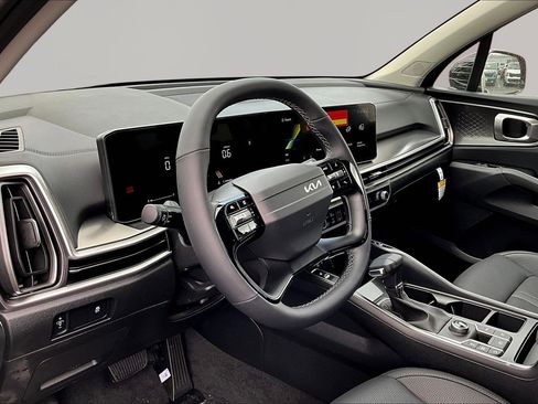 New 2026 Kia Sorento S FWD image 15
