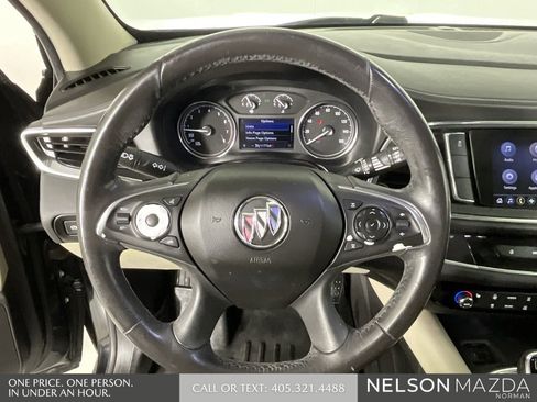 Used 2020 Buick Enclave Essence image 39