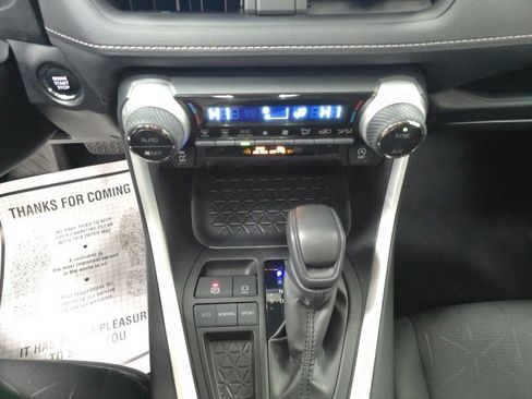 Used 2024 Toyota RAV4 XLE image 20