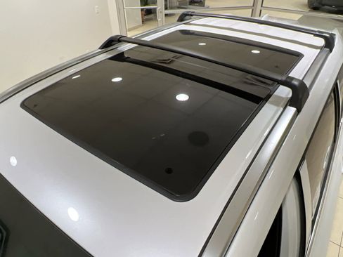 New 2026 Toyota Highlander Platinum image 20