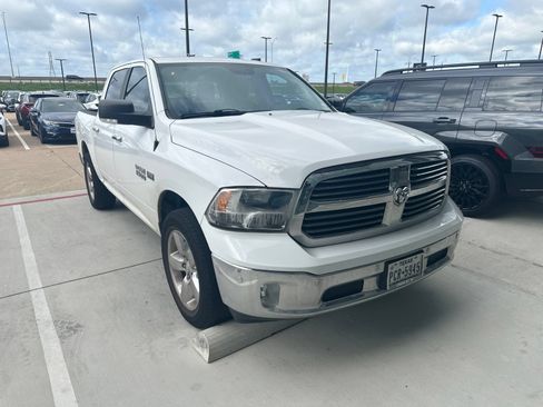 Used 2015 RAM 1500 Big Horn RWD image 4