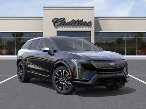 New 2027 Cadillac Optiq Sport w/ LPO, Floor Liner Package AWD/4WD image 7