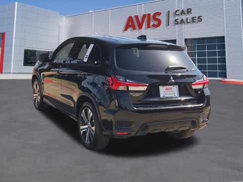 Used 2025 Mitsubishi Outlander Sport SE AWD/4WD image 3