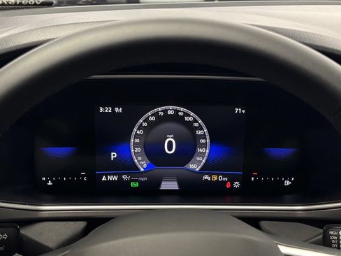 New 2026 Volkswagen Taos SE AWD/4WD image 25