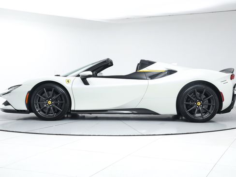 Certified 2024 Ferrari SF90 Spider image 4