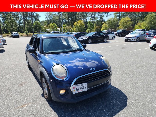 Used 2016 MINI Cooper 4-Door Hardtop FWD image 3
