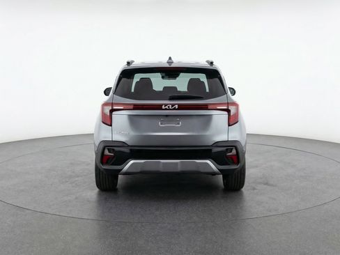 Used 2025 Kia Seltos S FWD image 7