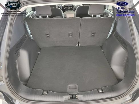 Certified 2022 Ford Escape SE w/ Cold Weather Package AWD/4WD image 15