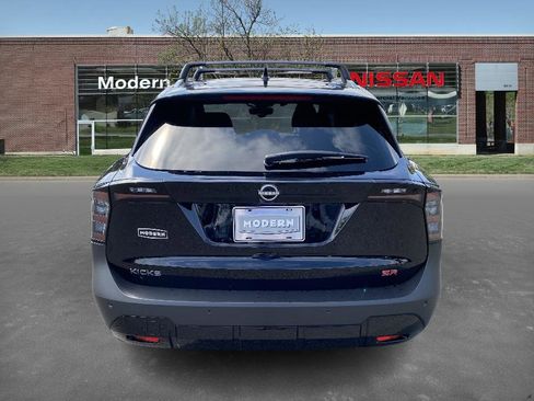 New 2025 Nissan Kicks SR w/ Interior Electronics Package image 3