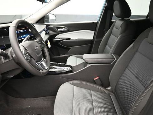 New 2026 Chevrolet Trax LT w/ Driver Confidence Package FWD image 16
