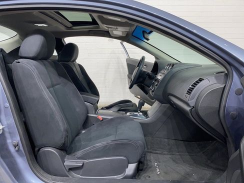 Used 2011 Nissan Altima 2.5 S w/ 2.5S Premium Pkg image 11