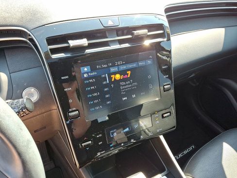 Certified 2022 Hyundai Tucson SEL w/ Convenience + Premium Package image 20