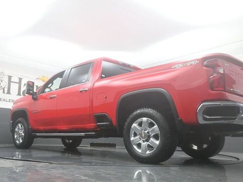 Used 2022 Chevrolet Silverado 2500 LTZ w/ LTZ Convenience Package AWD/4WD image 5