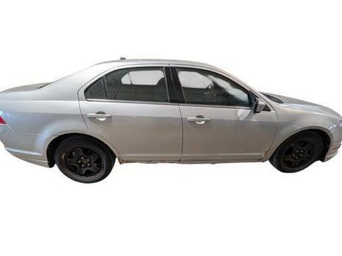 Used 2010 Ford Fusion SE FWD image 7
