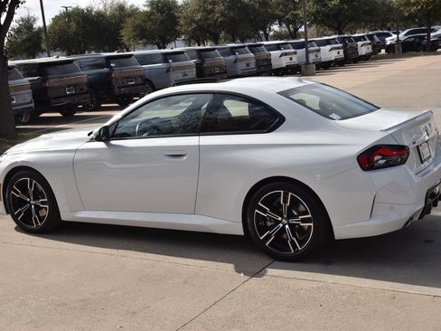 Used 2025 BMW 230i xDrive 230i xDrive w/ M Sport Package image 11