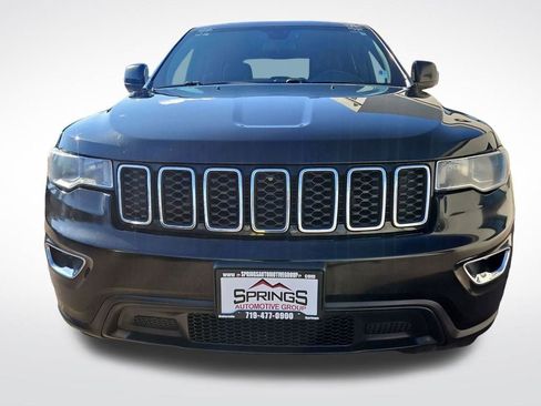 Used 2020 Jeep Grand Cherokee Laredo image 8