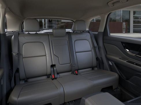 New 2026 Lincoln Corsair Premiere image 11