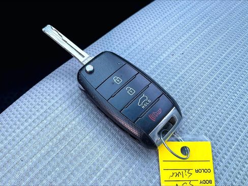 Used 2014 Kia Sorento LX image 13