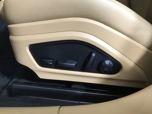 Certified 2022 Porsche Panamera 4 AWD/4WD image 33