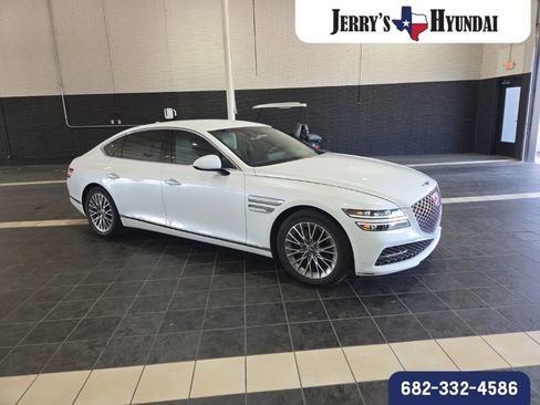 Used 2021 Genesis G80 2.5T RWD image 2
