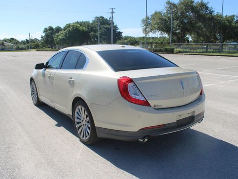 Used 2014 Lincoln MKS w/ Equipment Group 101A FWD image 6