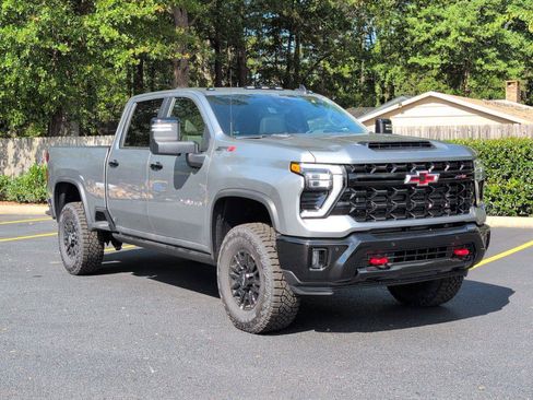 New 2026 Chevrolet Silverado 2500 ZR2 AWD/4WD image 9