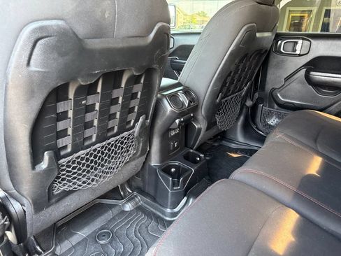 Used 2020 Jeep Wrangler Unlimited Rubicon AWD/4WD image 26