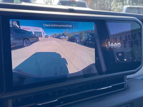 New 2026 Jeep Gladiator Willys image 18