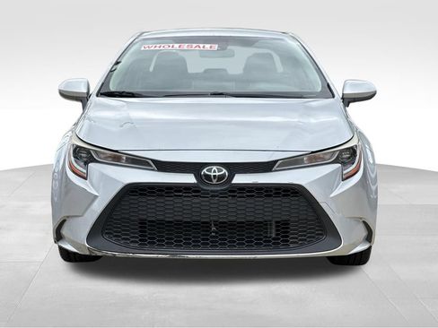 Used 2020 Toyota Corolla LE FWD image 8