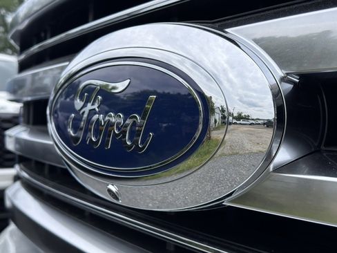 New 2025 Ford F250 Platinum w/ Platinum Plus Package image 14