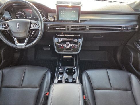 Used 2021 Lincoln Corsair AWD w/ Equipment Group 101A image 12