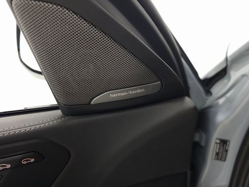 Used 2026 BMW X6 xDrive40i w/ Premium Package image 11