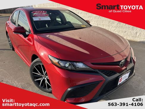 Certified 2023 Toyota Camry SE image 1
