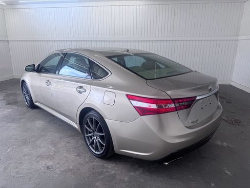Used 2016 Toyota Avalon XLE FWD image 7