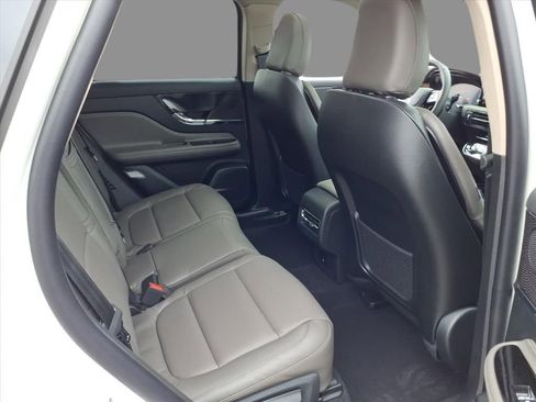 New 2026 Lincoln Corsair Grand Touring AWD/4WD image 11