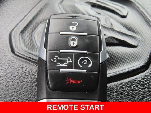 Used 2023 RAM 1500 Laramie AWD/4WD image 39