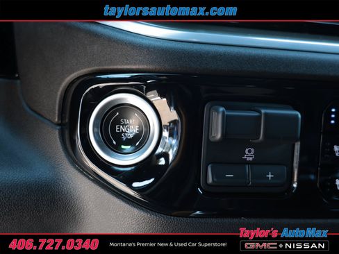 Used 2022 Chevrolet Silverado 1500 High Country w/ High Country Premium Package AWD/4WD image 29