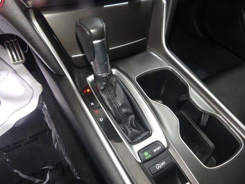 Used 2022 Honda Accord Sport image 38