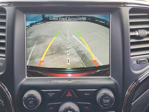 Used 2017 Jeep Grand Cherokee SRT image 18