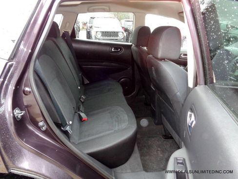 Used 2015 Nissan Rogue S w/ Convenience Package image 17