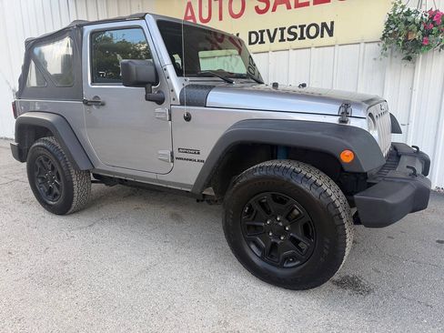 Used 2014 Jeep Wrangler Sport w/ 32" Tire & Wheel Group AWD/4WD image 10