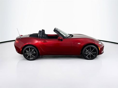Certified 2025 MAZDA MX-5 Miata Grand Touring image 14