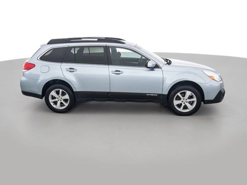 Used 2014 Subaru Outback 2.5i Premium image 4