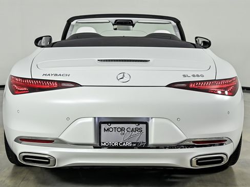 Used 2026 Mercedes-Benz Maybach SL 680 image 8