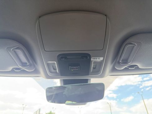 Used 2021 Toyota Camry LE w/ Carpet Mat Package (TMS) FWD image 22
