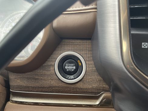 Used 2022 RAM 3500 Limited image 23